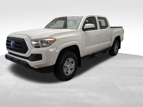 Used 2021 Toyota Tacoma SR image 1