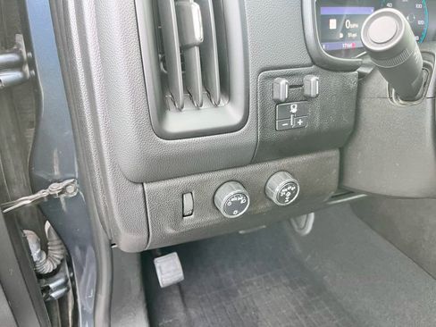 Certified 2020 Chevrolet Colorado ZR2 w/ LPO, Premium Interior Package image 23