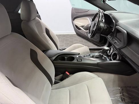 Used 2023 Chevrolet Camaro LT RWD image 41