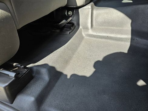 Used 2015 Chevrolet Silverado 3500 W/T image 38