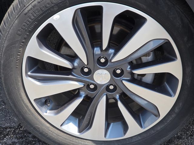 Used 2022 Buick Encore Preferred w/ Safety Package AWD/4WD image 8
