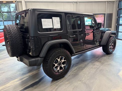 Used 2021 Jeep Wrangler Unlimited Rubicon AWD/4WD image 32