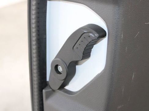 Used 2023 Ford Transit 350 XLT image 17