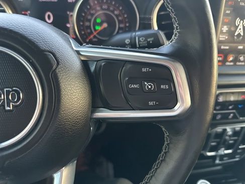 Used 2020 Jeep Gladiator Overland image 24