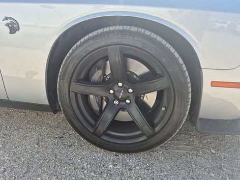Used 2022 Dodge Challenger SRT Hellcat Redeye RWD image 6