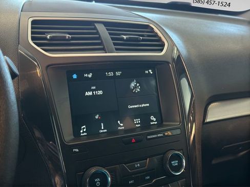 Used 2018 Ford Explorer XLT w/ Equipment Group 202A image 23