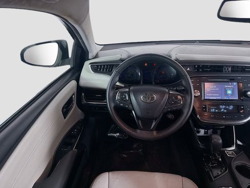 Used 2017 Toyota Avalon XLE image 17