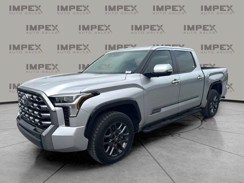 Used 2025 Toyota Tundra Platinum AWD/4WD image 1