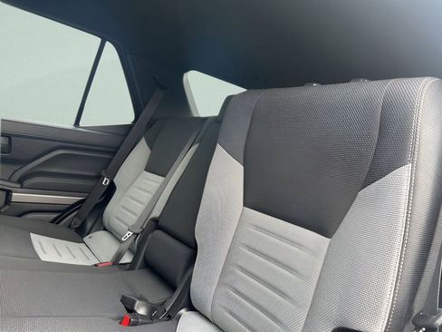 Used 2025 Toyota 4Runner TRD Off-Road image 19