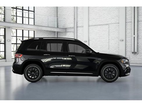 New 2026 Mercedes-Benz GLB 35 AMG 4MATIC image 16