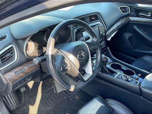 Used 2017 Nissan Maxima Platinum FWD image 11