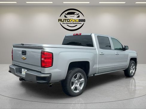 Used 2018 Chevrolet Silverado 1500 LT w/ Texas Edition RWD image 7