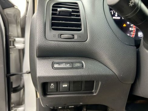 Used 2013 Nissan Altima 3.5 SV FWD image 18