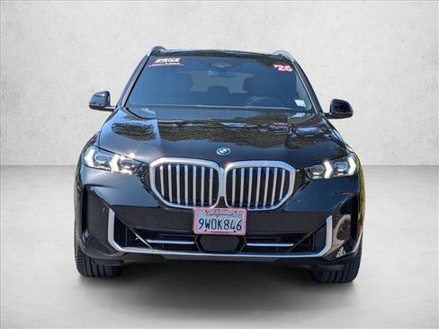 Used 2026 BMW X5 xDrive50e AWD/4WD image 2
