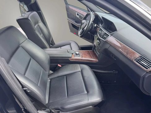 Used 2013 Mercedes-Benz E 350 4MATIC Sedan image 11