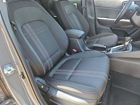 Used 2026 Hyundai Venue SEL FWD image 21
