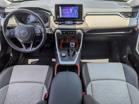 Used 2024 Toyota RAV4 Adventure AWD/4WD image 4