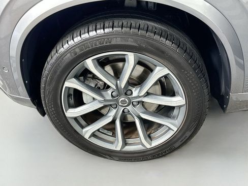 Used 2017 Volvo XC90 T5 Momentum w/ Vision Package FWD image 30