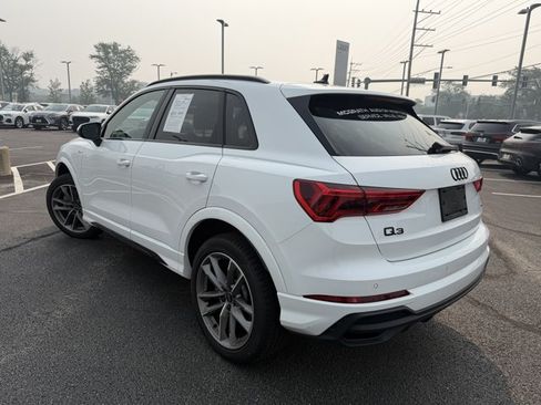 Used 2025 Audi Q3 2.0T Premium w/ Convenience Package AWD/4WD image 3