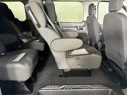 Used 2023 Ford Transit 350 XLT RWD image 18
