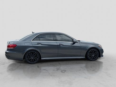 Used 2014 Mercedes-Benz E 350 4MATIC Sedan image 8