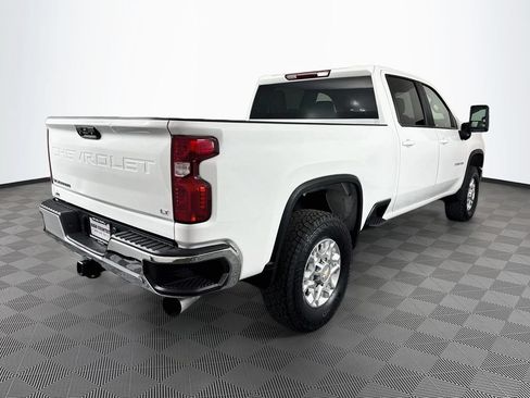 Used 2023 Chevrolet Silverado 2500 LT AWD/4WD image 7