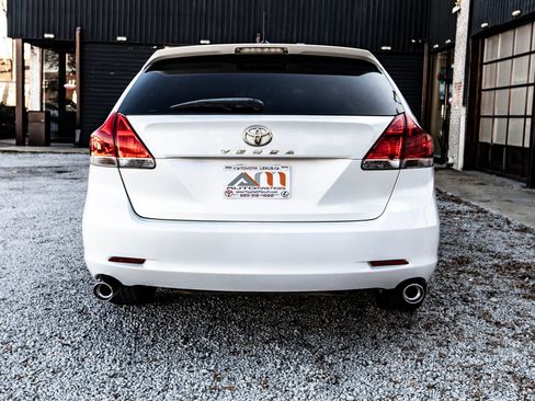 Used 2010 Toyota Venza image 8