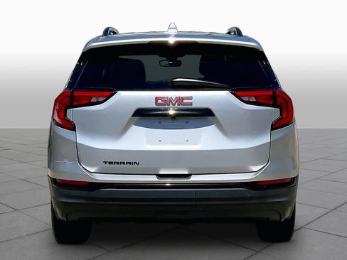 Used 2020 GMC Terrain SLE w/ Elevation Edition FWD image 5