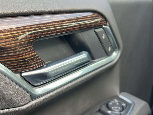 New 2026 GMC Sierra 1500 Elevation w/ Elevation Premium Package image 9