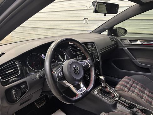 Used 2017 Volkswagen GTI Sport FWD image 11