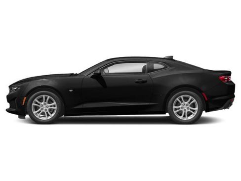 Used 2021 Chevrolet Camaro LT RWD image 3