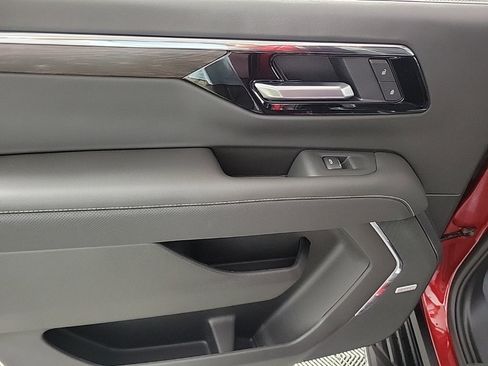 New 2026 Chevrolet Suburban Premier w/ Sun And Tow Package image 12