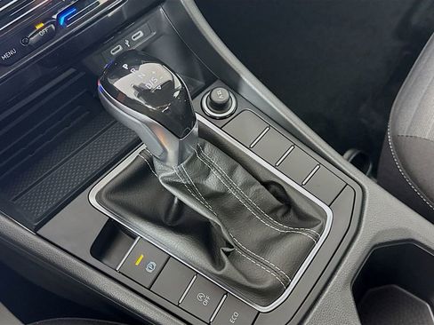 Used 2025 Volkswagen Jetta S image 19