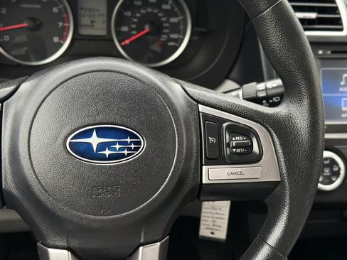 Used 2017 Subaru Forester 2.5i AWD/4WD image 28