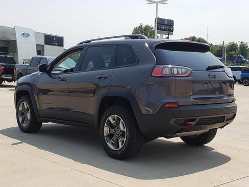 Used 2019 Jeep Cherokee Trailhawk w/ Cold Weather Group AWD/4WD image 7