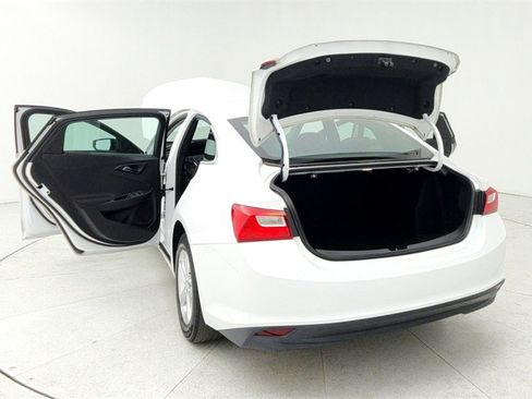 Certified 2019 Chevrolet Malibu LS image 13