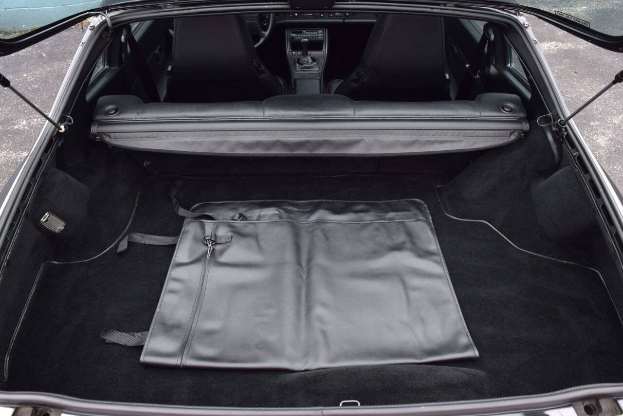Used 1988 Porsche 944 Turbo Coupe RWD image 71