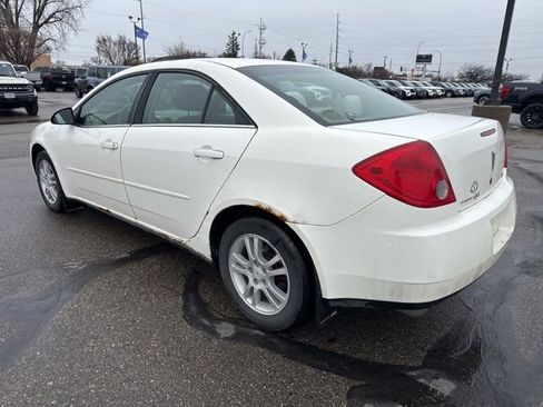 Used 2005 Pontiac G6 Sedan w/ Premium Value Package image 9