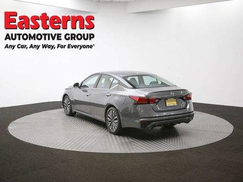 Used 2024 Nissan Altima 2.5 SV w/ SV Premium Package image 63