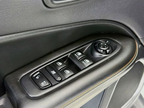 Used 2019 Jeep Compass Latitude w/ Popular Equipment Group image 20