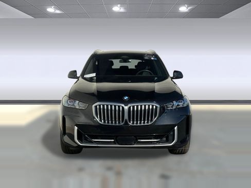 Certified 2025 BMW X5 xDrive40i image 5