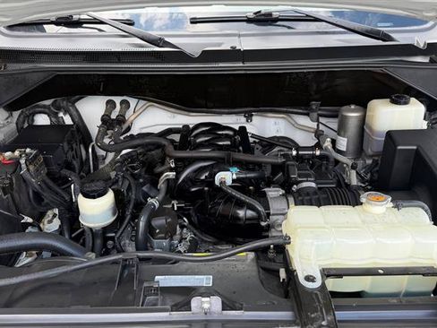Used 2020 Nissan NV 2500 SV RWD image 5