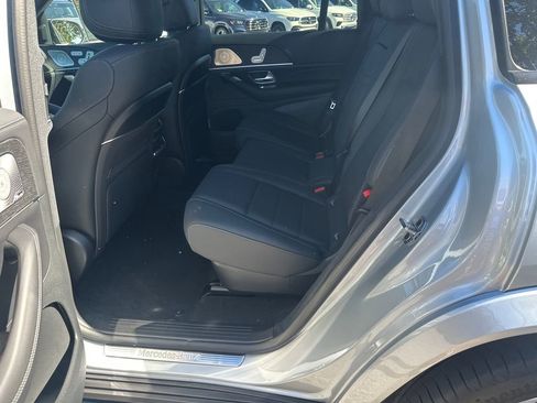 New 2026 Mercedes-Benz GLS 450 4MATIC image 24