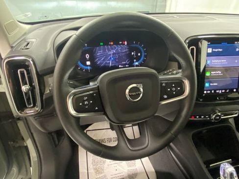 Certified 2024 Volvo XC40 B5 Plus w/ Protection Package Premier image 15