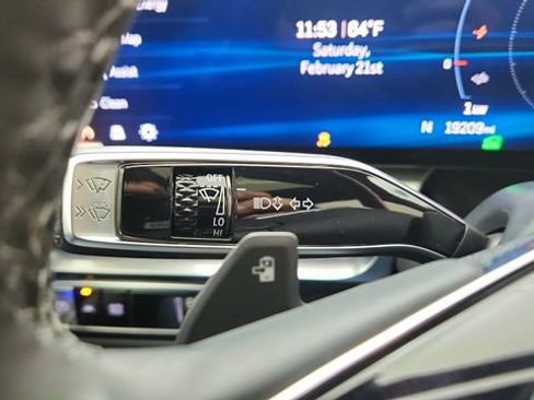 Used 2024 Cadillac Lyriq Sport image 43