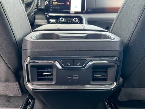 New 2026 GMC Sierra 3500 Denali w/ Denali Reserve Package image 20