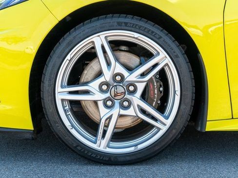 Used 2024 Chevrolet Corvette Stingray Coupe w/ Z51 Performance Package RWD image 15