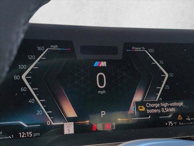 Used 2027 BMW 550e xDrive AWD/4WD image 11