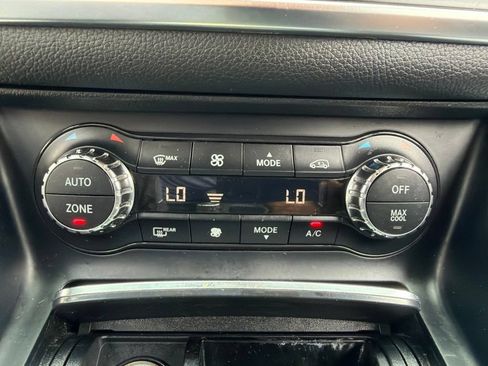 Used 2018 Mercedes-Benz CLA 250 image 30