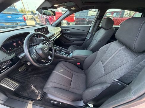 Used 2024 Honda Accord Sport image 17